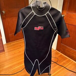 Neoprene Shorty 2mm Wetsuit Women's Size L